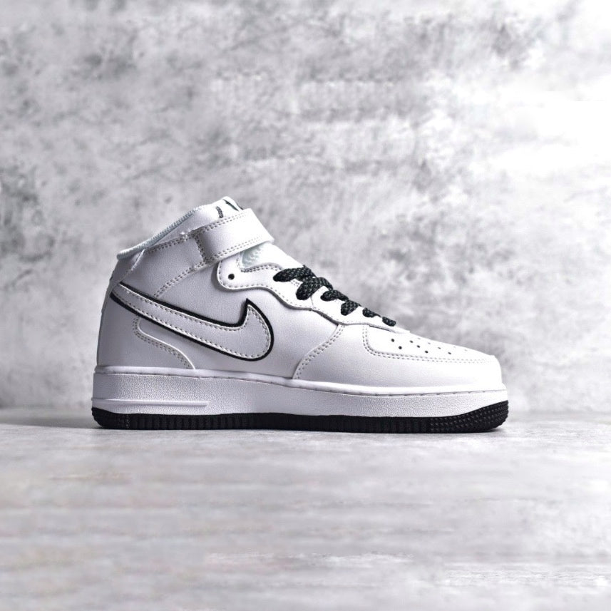 Nike Air Force 1 Mid Beige &Black