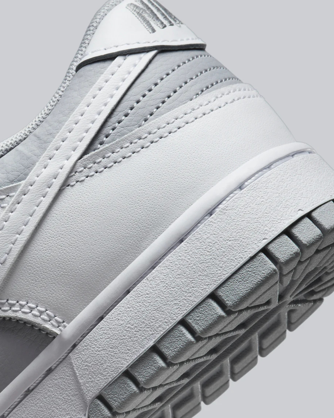 Nike Dunk Low Retro White Grey