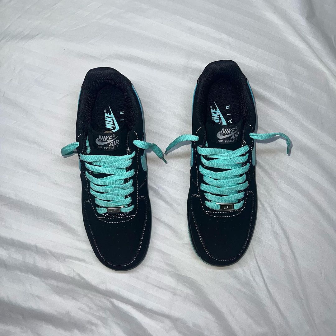 Nike Air Force 1 Tiffany Blue