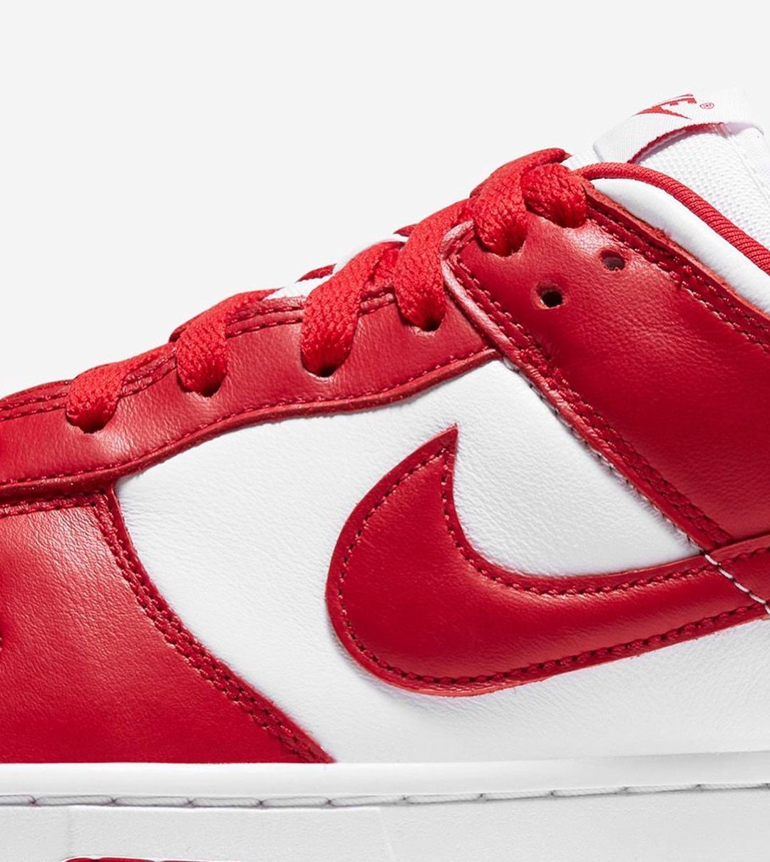 Nike Dunk Low University Red