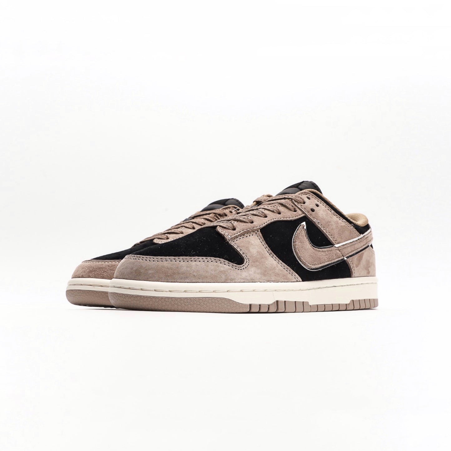Nike Dunk Low Katsuhito Otomo Sand Stone