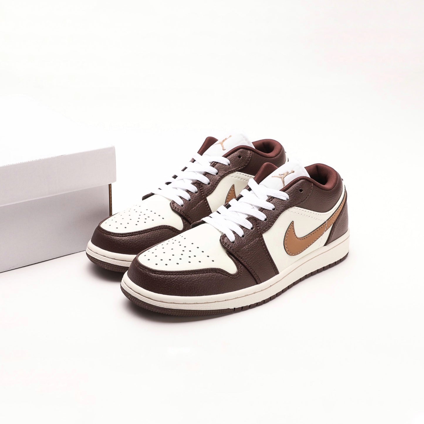 Nike Air Jordan 1 Low Mocha Leather