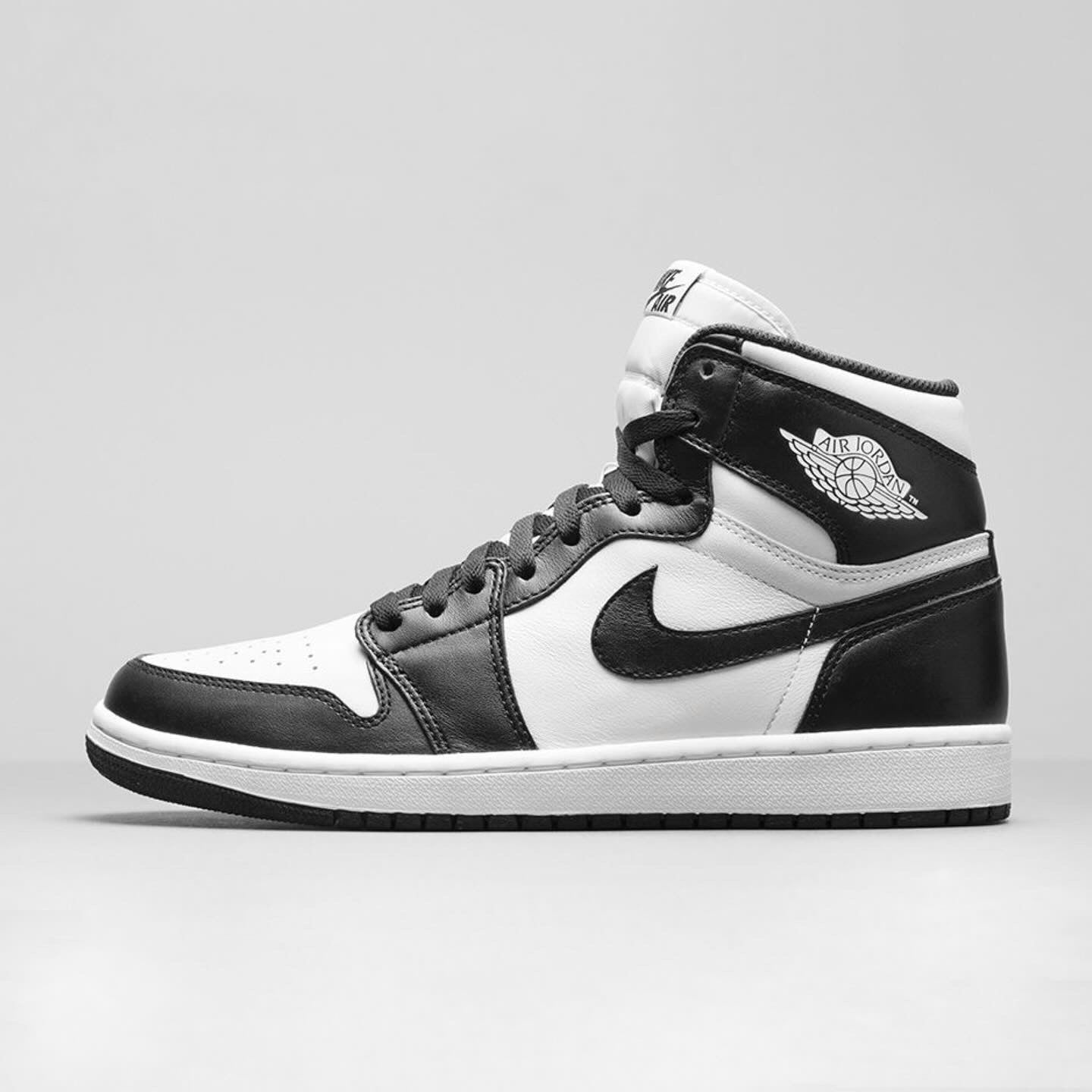 Nike Air Jordan 1 Retro Black&White
