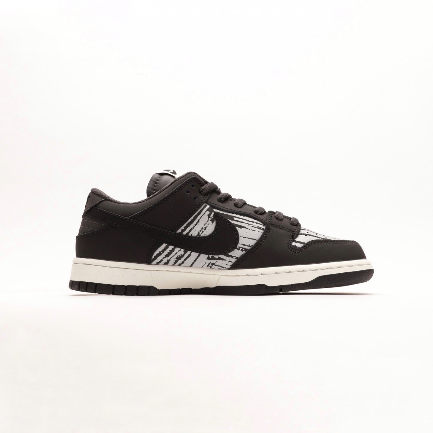 Nike SB Dunk Low Pro Drake For All The Dogs