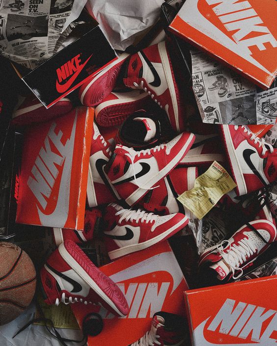 The Air Jordan 1: A History of Unprecedented Style – Sneakers Hut