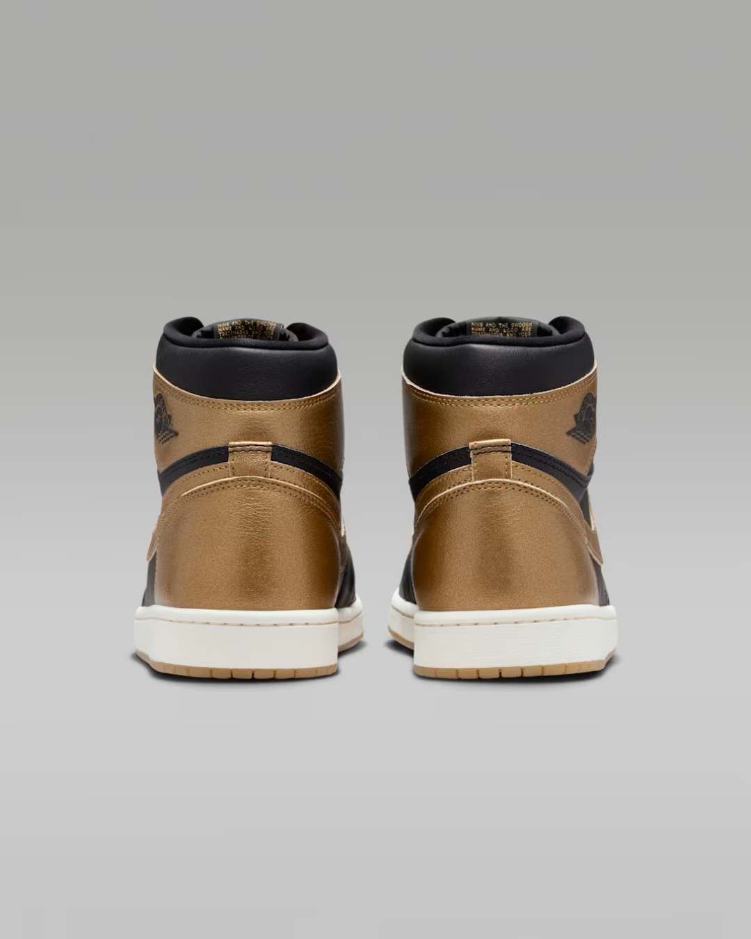 Air Jordan 1 Retro High OG ‘Black & Gold