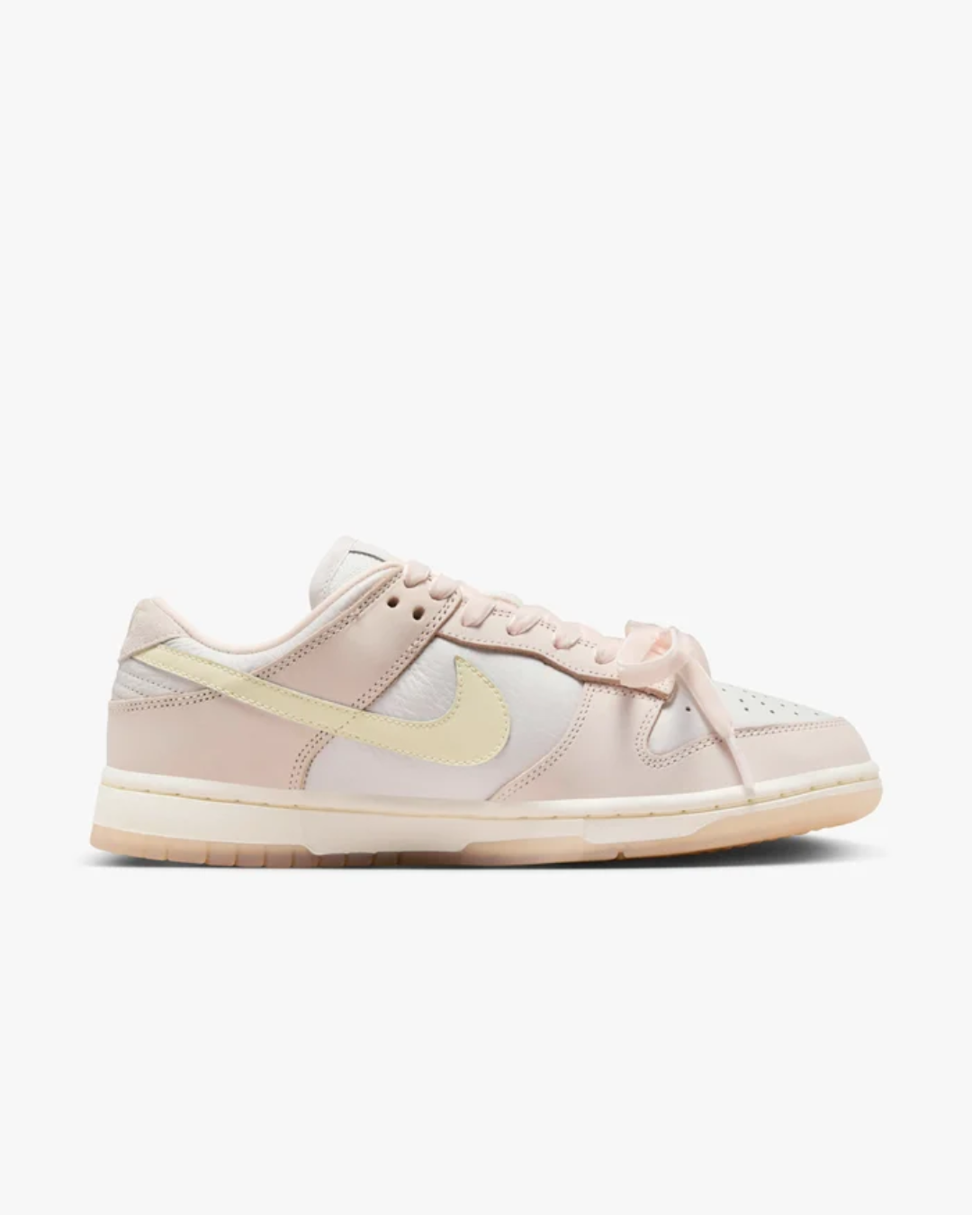 Nike Dunk Low Premium