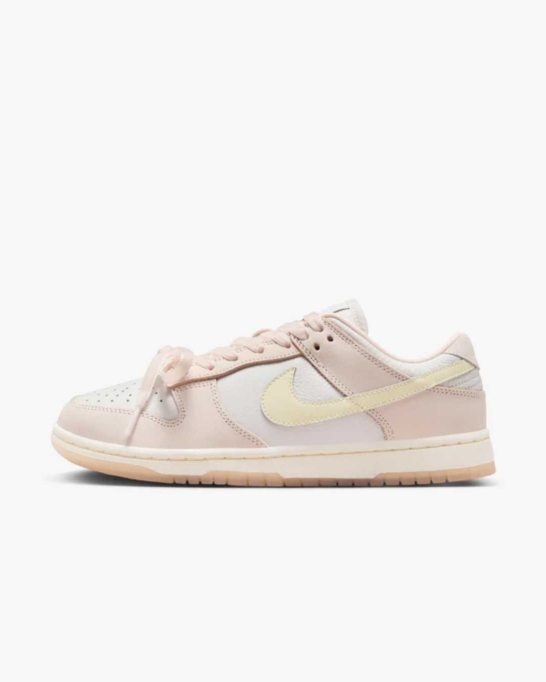 Nike Dunk Low Premium