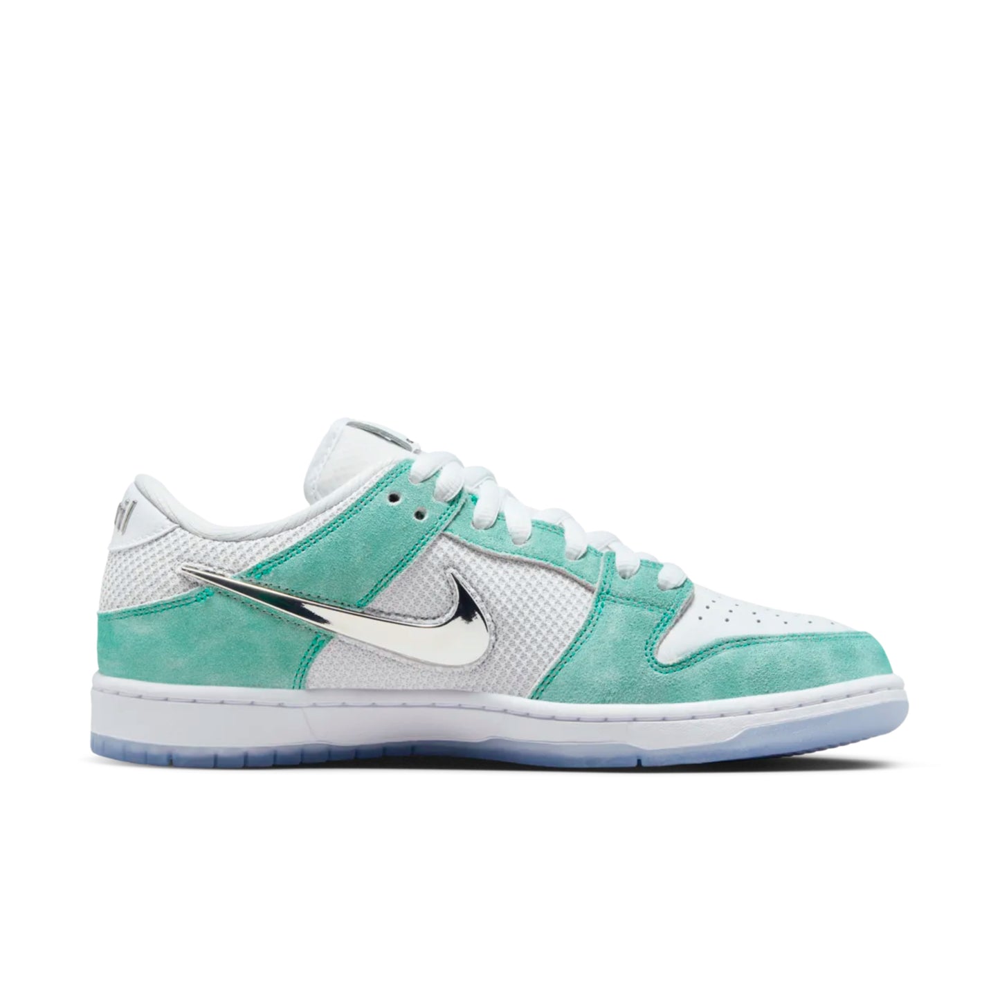 Nike SB x April Skateboards Dunk Low Pro