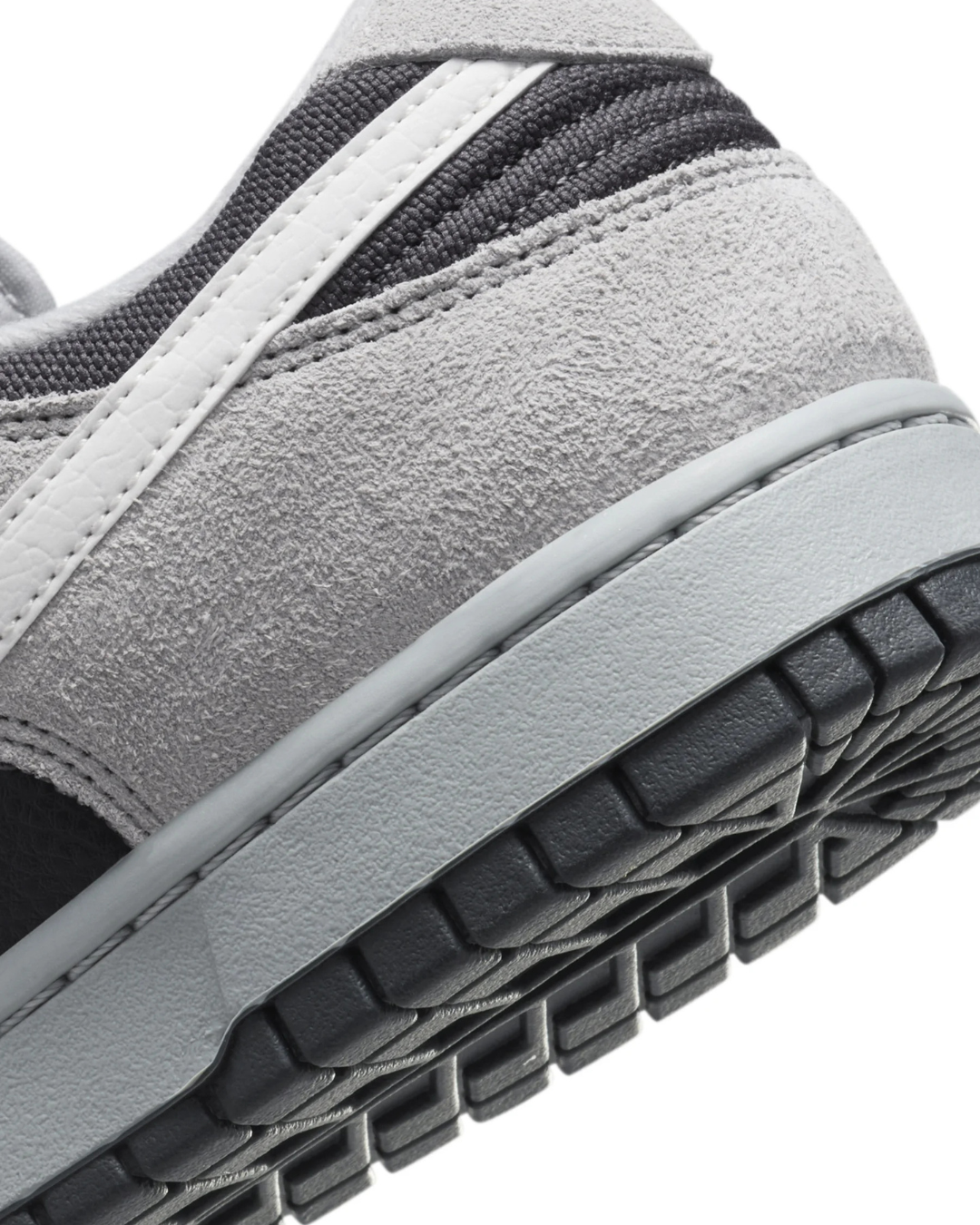 Nike Dunk Low Light Smoke Grey Anthracite