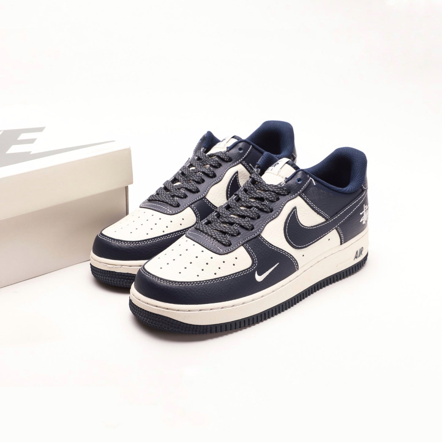 Air Force 1 07 Low Midnight Blue White X Stüssy