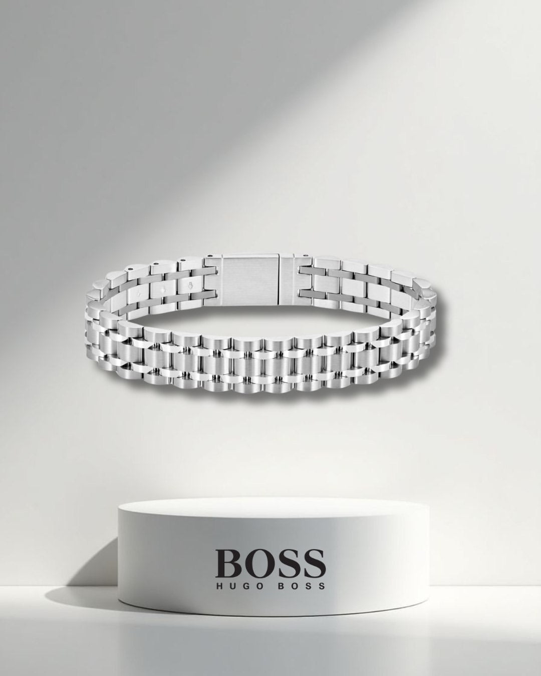 HUGO BOSS Metal Link Owan Bracele