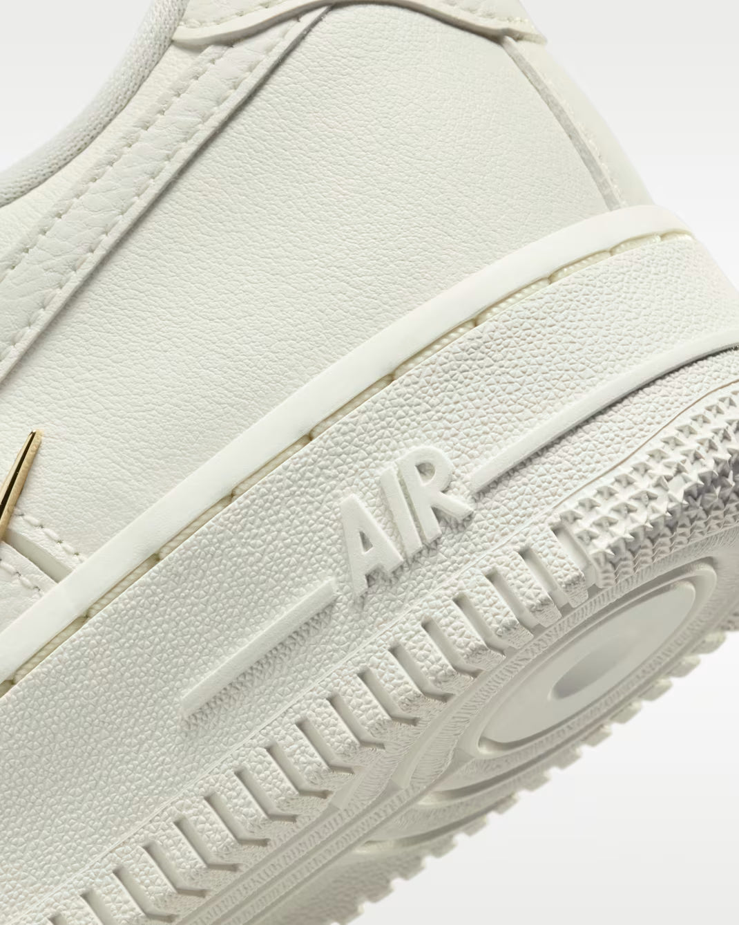 Nike Air Force 1 '07 LX Low Mini Swoosh - Metallic Gold